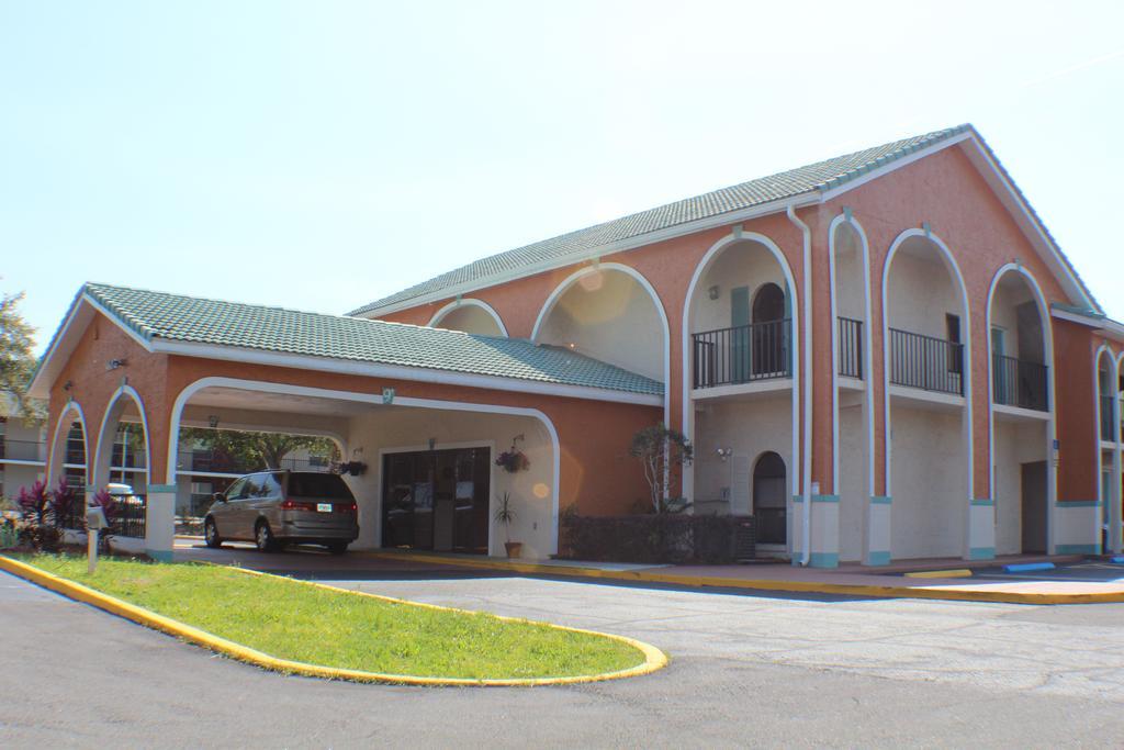 Shining Light Inn & Suites Kissimmee Exterior photo